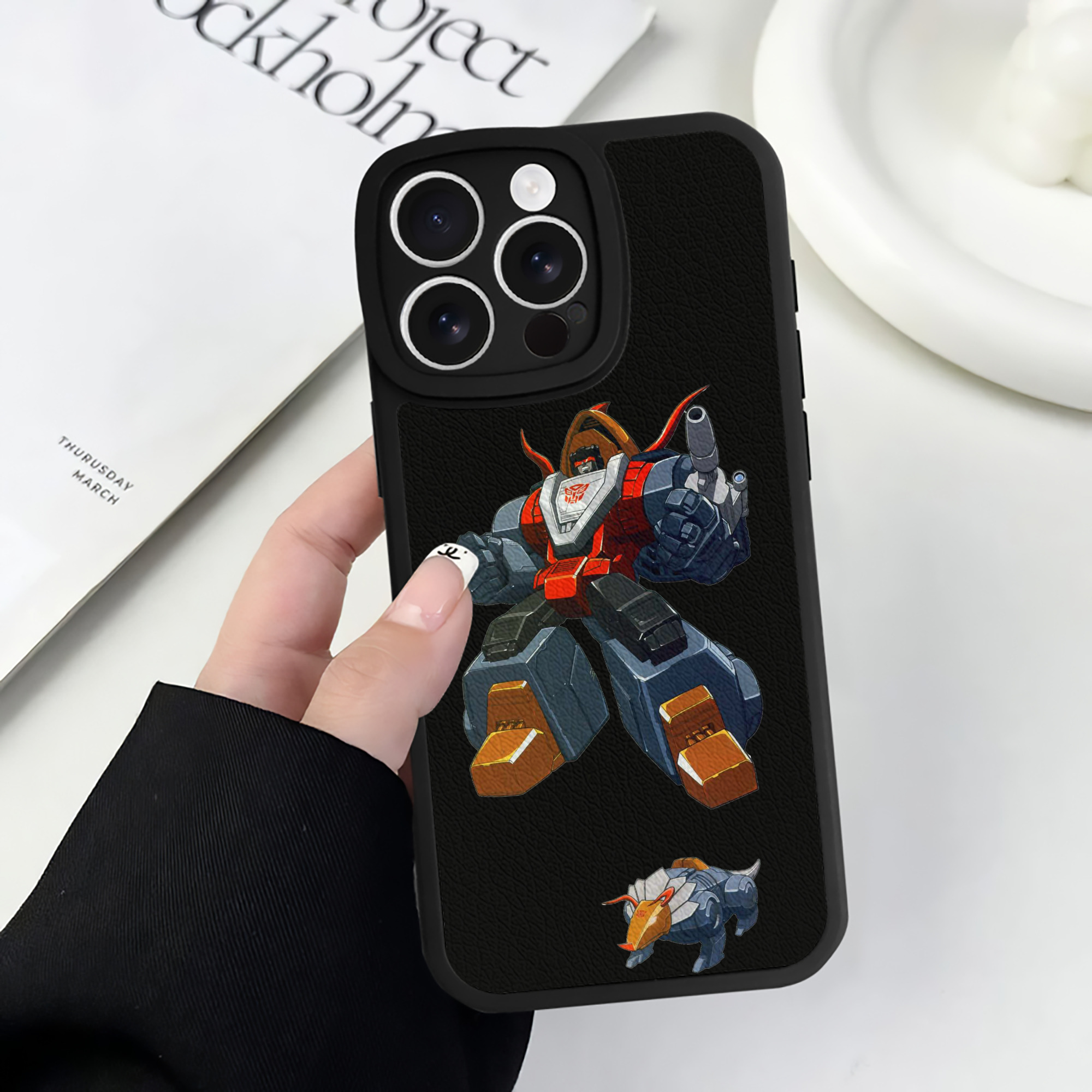 （画像用）  【iPhone 16シリーズ対応】シリコンスマホケース（レザー調） 材質：シリコン